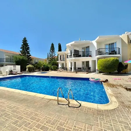 H&o Danaos Sea Breeze Apartment